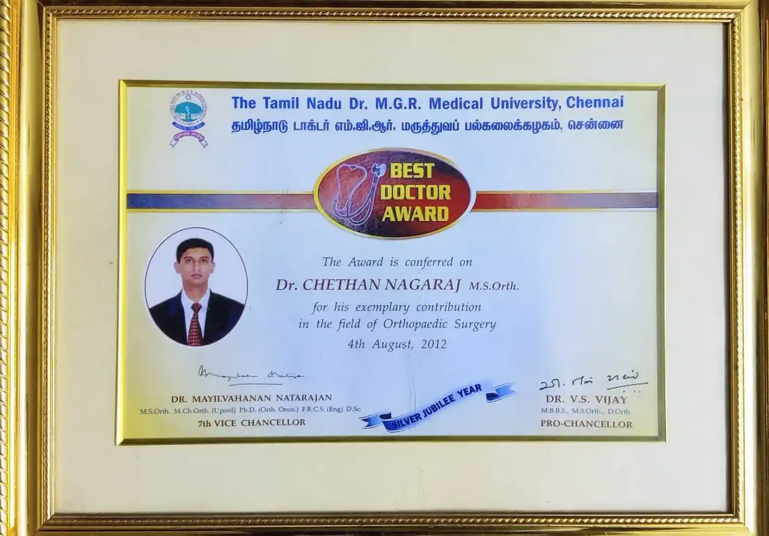 Best doctor award to Dr Chethan Nagaraj Best doctor award to Dr Chethan Nagaraj